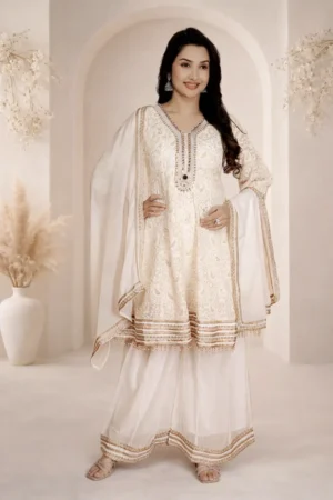 Noor-E-Khaas